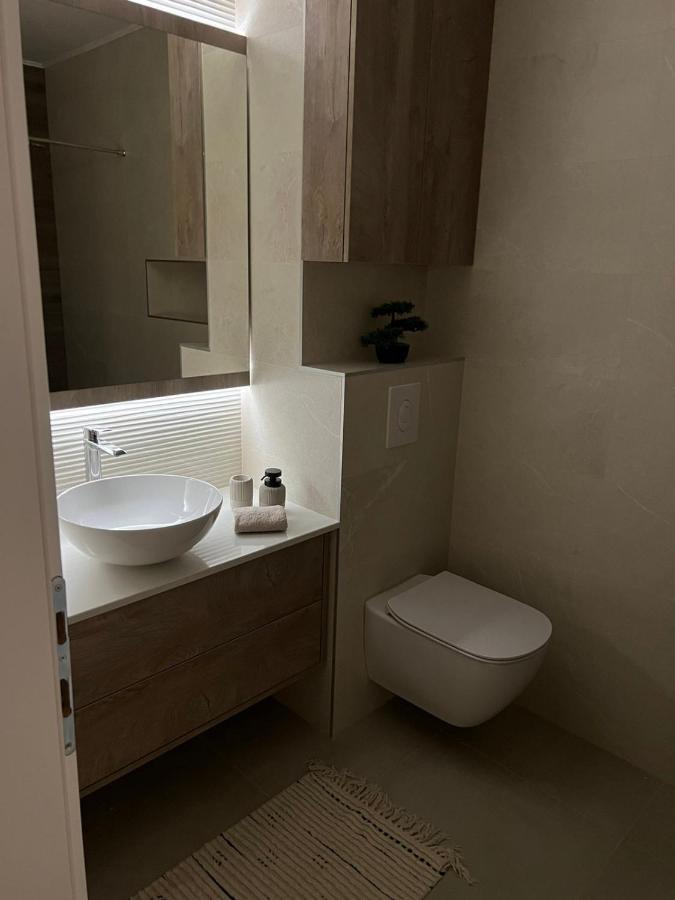 Lilly Lux Appartement Bijeljina Buitenkant foto